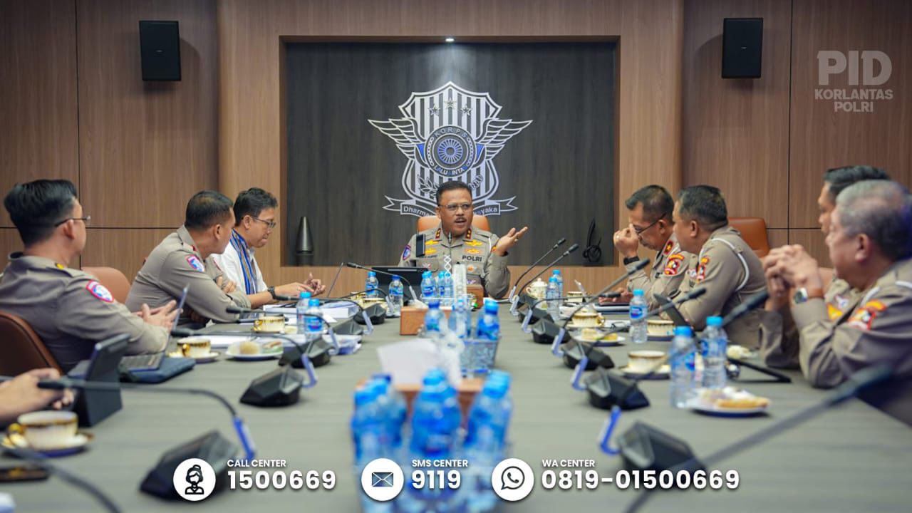 Evaluasi Pengelolaan Mudik, Kakorlantas Amanatkan Tata Kelola Transportasi Publik Diperbaiki Evaluasi Pengelolaan Mudik, Kakorlantas Amanatkan Tata Kelola Transportasi Publik Diperbaiki