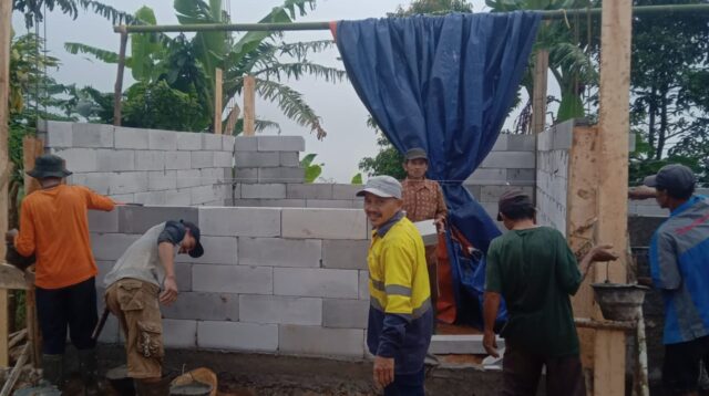 Pemdes Mekarsari Bangun Gedung PAUD Layak, Akhiri Aktivitas Belajar di Gardu dan Mushola Pemdes Mekarsari Bangun Gedung PAUD Layak, Akhiri Aktivitas Belajar di Gardu dan Mushola