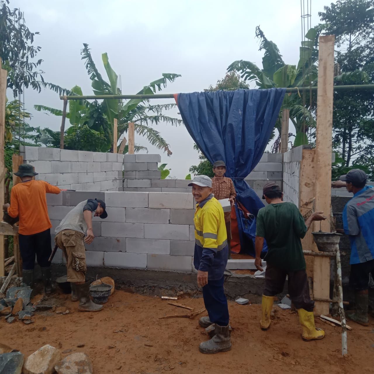 Pemdes Mekarsari Bangun Gedung PAUD Layak, Akhiri Aktivitas Belajar di Gardu dan Mushola Pemdes Mekarsari Bangun Gedung PAUD Layak, Akhiri Aktivitas Belajar di Gardu dan Mushola