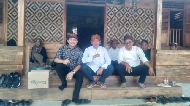 Ketua Gapensi Hj Muhamad Nabil Jaya Baya Lebak Hadiri Acara Ngarengkong Adat Masyarakat Desa Guradog Ketua Gapensi Hj Muhamad Nabil Jaya Baya Lebak Hadiri Acara Ngarengkong Adat Masyarakat Desa Guradog