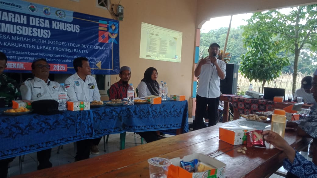 Desa Buyutmekar Buka Rekrutmen Calon Pengurus Koperasi Merah Putih, Warga Antusias Menyambut Desa Buyutmekar Buka Rekrutmen Calon Pengurus Koperasi Merah Putih, Warga Antusias Menyambut