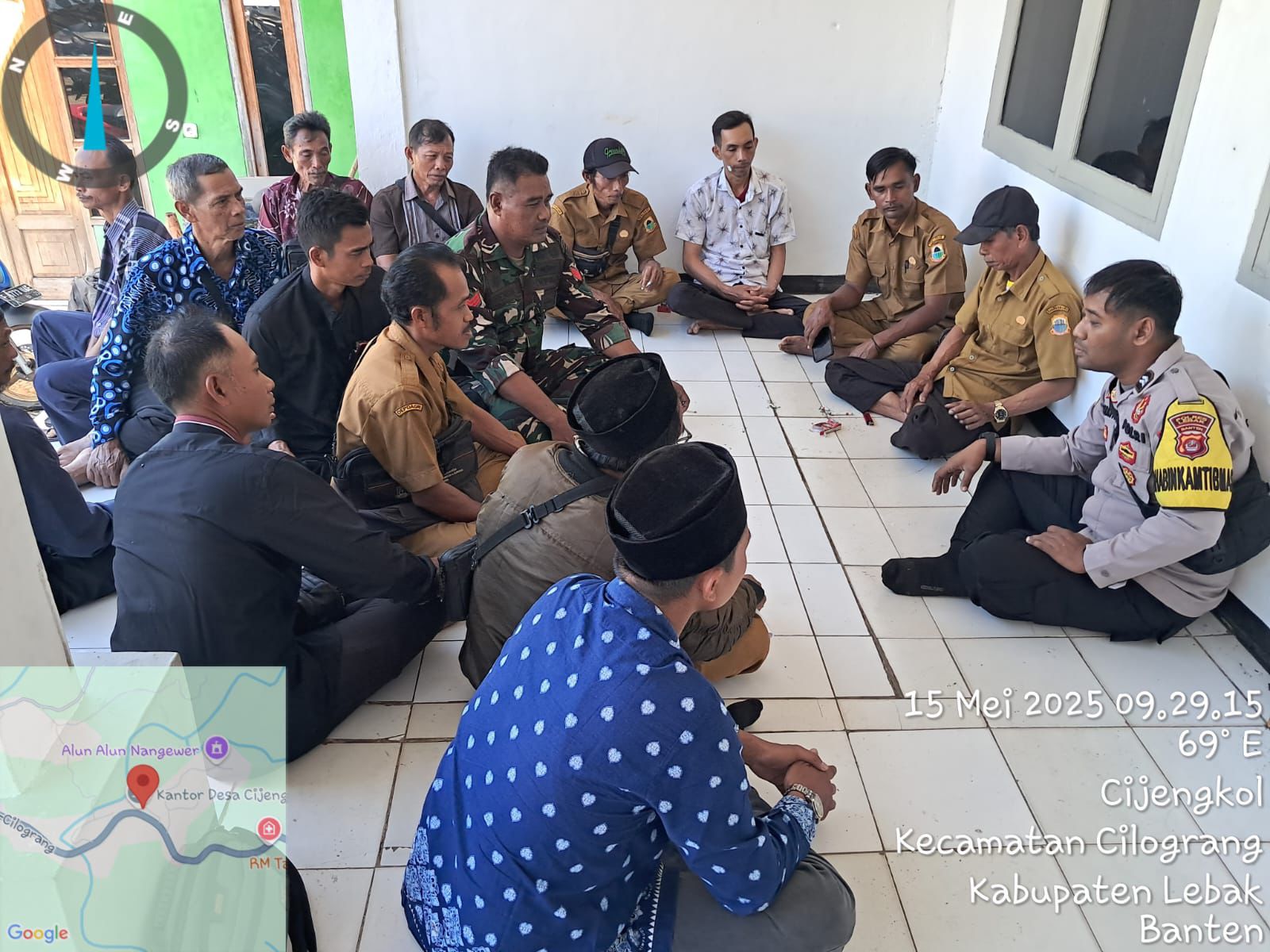 *Polres Lebak Gelar Sosialisasi Cegah Kenakalan Remaja di Lima Polsek Jajaran* *Polres Lebak Gelar Sosialisasi Cegah Kenakalan Remaja di Lima Polsek Jajaran*