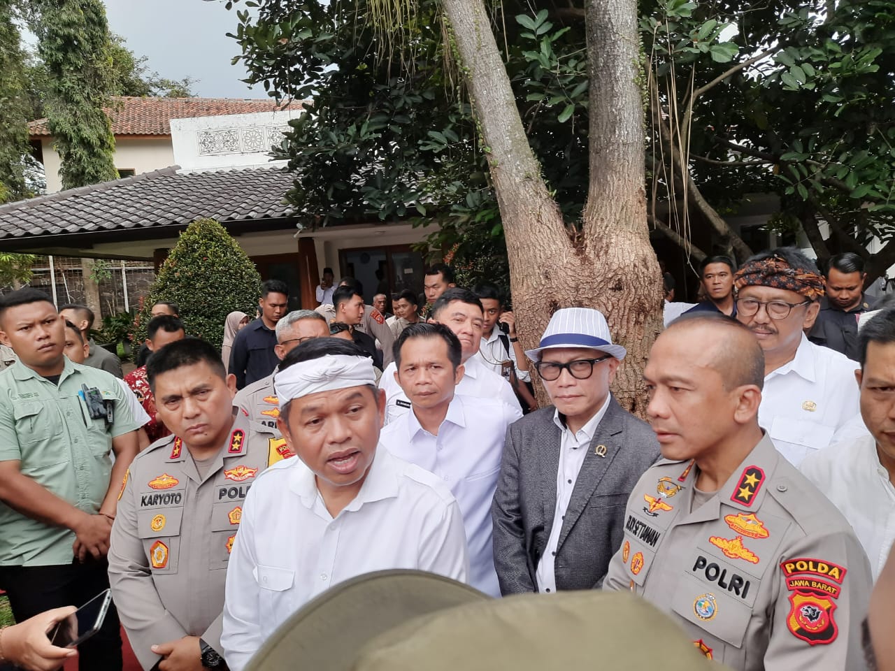 Polda Jabar Jalin Sinergitas Wujudkan Lingkungan Aman, Tertib, dan Tentram Polda Jabar Jalin Sinergitas Wujudkan Lingkungan Aman, Tertib, dan Tentram