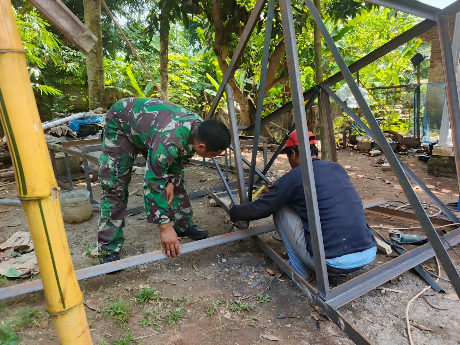 Warga Desa Silebu Rasakan Manfaat Jalan dan Jembatan Hasil TMMD ke-124 Kodim Serang Warga Desa Silebu Rasakan Manfaat Jalan dan Jembatan Hasil TMMD ke-124 Kodim Serang