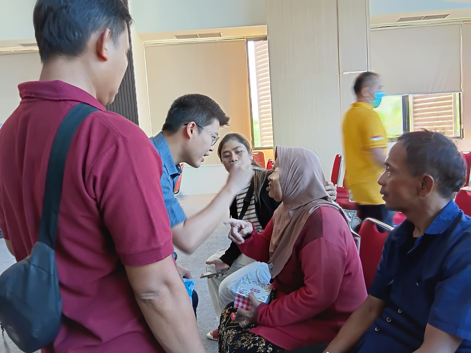 Hari Bhayangkara ke-79, Ratusan Calon Pasien Lolos Screening Operasi Katarak Gratis di Kota Tangerang* Hari Bhayangkara ke-79, Ratusan Calon Pasien Lolos Screening Operasi Katarak Gratis di Kota Tangerang*