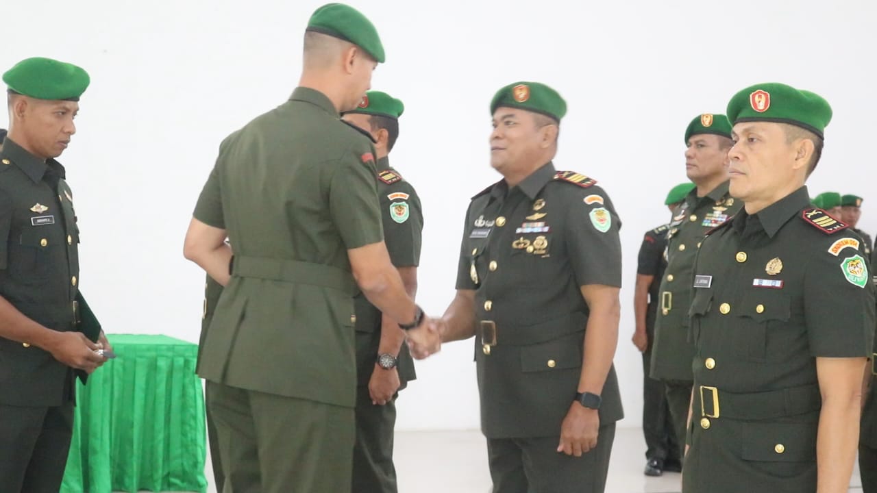 Dandim Serang Regenerasi dan Penghormatan,  Pimpin Sertijab, Pelepasan, dan Wisuda Purna Tugas Dandim Serang Regenerasi dan Penghormatan,  Pimpin Sertijab, Pelepasan, dan Wisuda Purna Tugas