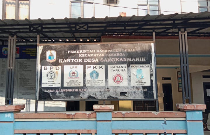 Diduga Melecehkan Profesi Wartawan Dan LSM, Isteri Kepala Desa: Wartawan Dan LSM Bisanya Mengemis Diduga Melecehkan Profesi Wartawan Dan LSM, Isteri Kepala Desa: Wartawan Dan LSM Bisanya Mengemis