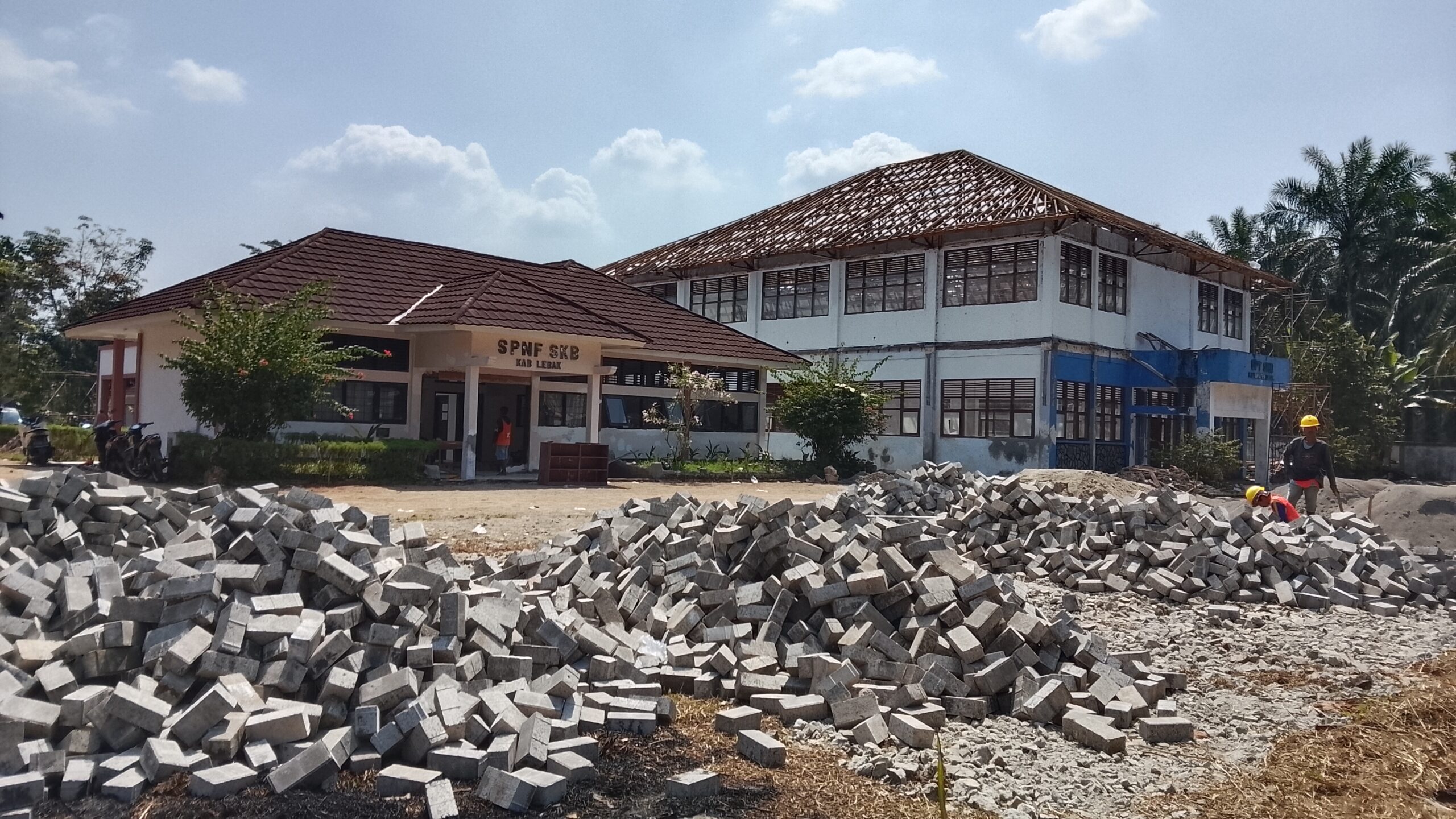 Diduga pembangunan kantor dinas upt skb Proyek Siluman, Proyek Tanpa Papan Nama Diduga pembangunan kantor dinas upt skb Proyek Siluman, Proyek Tanpa Papan Nama