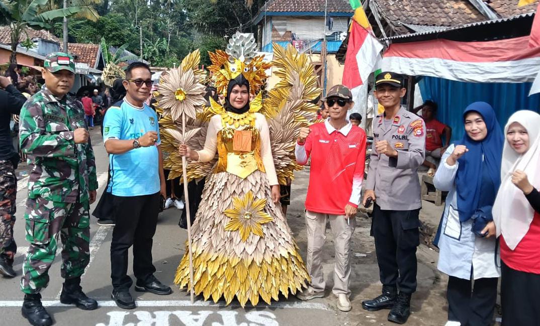 HUT Pramuka Ke-64, Babinsa Koramil 0602-20/Pamarayan Jadi Penilai Lomba Keterampilan Baris-Berbaris HUT Pramuka Ke-64, Babinsa Koramil 0602-20/Pamarayan Jadi Penilai Lomba Keterampilan Baris-Berbaris