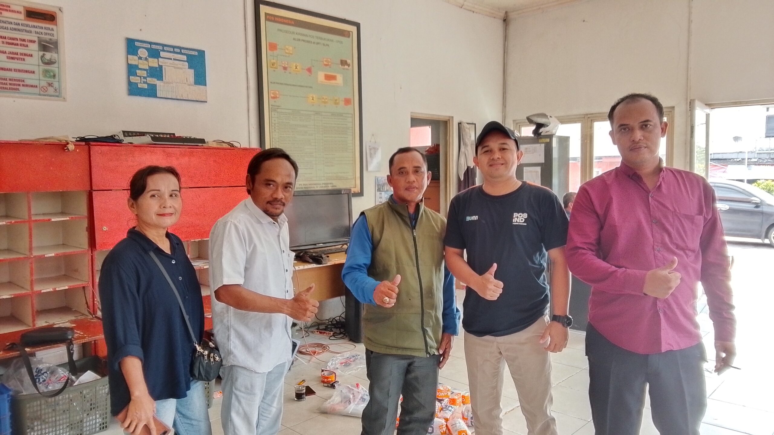 Kunjungan Awak Media (KC) Ruang kantor Pos Pusat Cabang Pandeglang Sinegritas