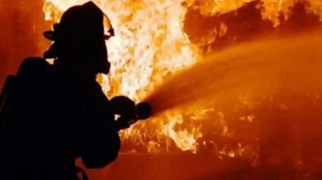 Rumah di Bukit Cirendeu Ludes Terbakar, Diduga hubungan arus pendek listrik (kosleting)