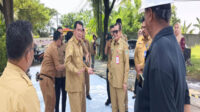 Bupati Tangerang dan DBMSDA Turun Tangan Kawal Kualitas Jalan Beton di Sukadiri Bupati Tangerang dan DBMSDA Turun Tangan Kawal Kualitas Jalan Beton di Sukadiri