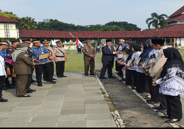 Hardiknas Di Tangerang, Kadisdik Dadan Gandana Kobarkan Semangat Inovasi Hardiknas Di Tangerang, Kadisdik Dadan Gandana Kobarkan Semangat Inovasi
