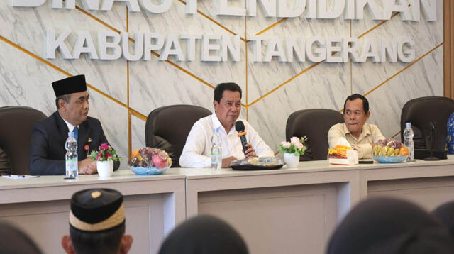 Bupati Tangerang Minta Para Kepala Sekolah SD Dan SMP Tingkatkan Kompetensi dan Inovasi