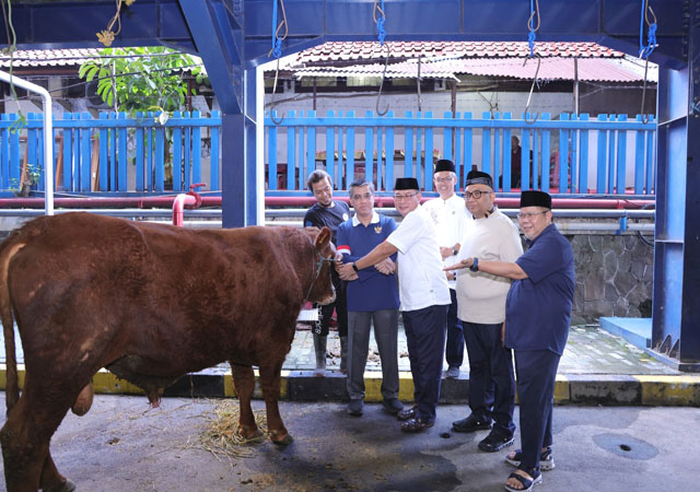 Himpun 93 Hewan Kurban, Menaker: Idul Adha Momentum Perkuat Kepedulian Dan Kinerja