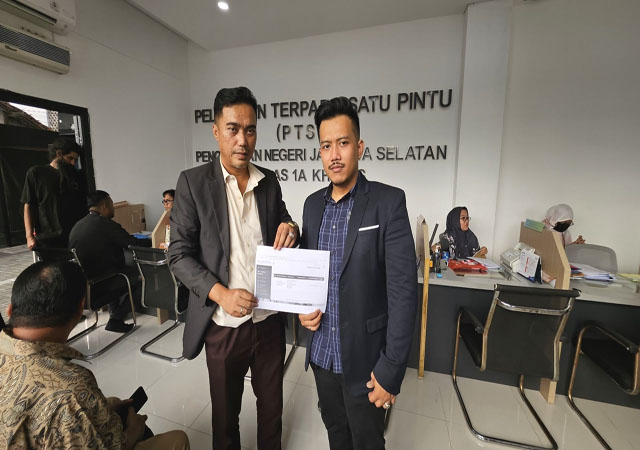 Kurang dari 24 Jam Ditahan KPK, Tim Kuasa Hukum Asrul Azis Taba Tempuh Praperadilan Kurang dari 24 Jam Ditahan KPK, Tim Kuasa Hukum Asrul Azis Taba Tempuh Praperadilan