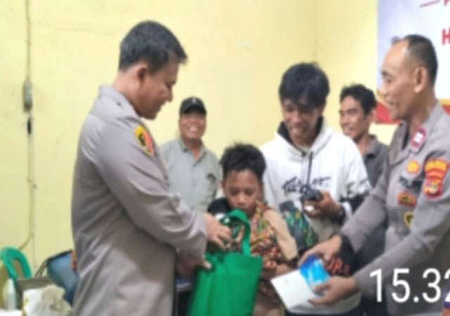 Donor Darah hingga Khitan Massal, Bakti Kesehatan Polres Lampung Selatan Jangkau Ratusan Penerima Manfaat Donor Darah hingga Khitan Massal, Bakti Kesehatan Polres Lampung Selatan Jangkau Ratusan Penerima Manfaat