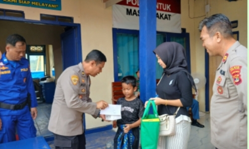 *Hari Bhayangkara ke-80, Sat Polair Polres Lampung Selatan Gelar Khitan Massal dan Donor Darah di Pesisir* *Hari Bhayangkara ke-80, Sat Polair Polres Lampung Selatan Gelar Khitan Massal dan Donor Darah di Pesisir*