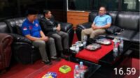 Sekwan Ahmad Hery Terima Kunjungan Ketua Ormas Garuda di Sekrt DPRD Lamsel.  Teropongpost Kalianda, — Ketua Umum