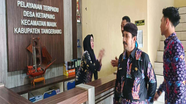 Sekcam Mauk Pastikan Bantuan Pangan Bulog Tiba Tepat Sasaran, 3.474 Paket Terdistribusi 100 Persen