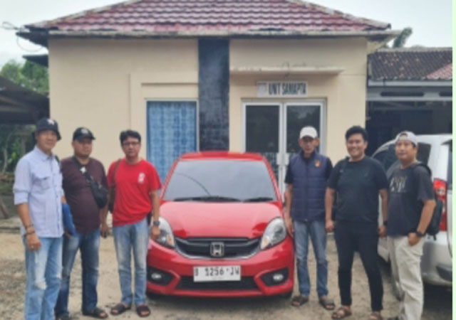 Polres Lampung Selatan Berhasil Ungkap Kasus Pencurian Mobil di Pantai Sanggar Kalianda, Dua Penadah Diamankan Polres Lampung Selatan Berhasil Ungkap Kasus Pencurian Mobil di Pantai Sanggar Kalianda, Dua Penadah Diamankan