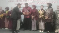 Wisuda dan Pelepasan Siswa SMK-SMP YPUI di Gedung Green Village Berjalan Sukses