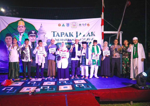 Tapak Jalak Sambut 1 Muharam 1448 H, Kirab Budaya dan Pawai Obor Semarakkan Kampung Cilenggang Tapak Jalak Sambut 1 Muharam 1448 H, Kirab Budaya dan Pawai Obor Semarakkan Kampung Cilenggang