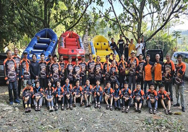 Ekspedisi Cicatih Elpala Rekam Pesan Konservasi, Perjalanan Menjelajah Alam Jadi Media Pendidikan Generasi Muda Ekspedisi Cicatih Elpala Rekam Pesan Konservasi, Perjalanan Menjelajah Alam Jadi Media Pendidikan Generasi Muda