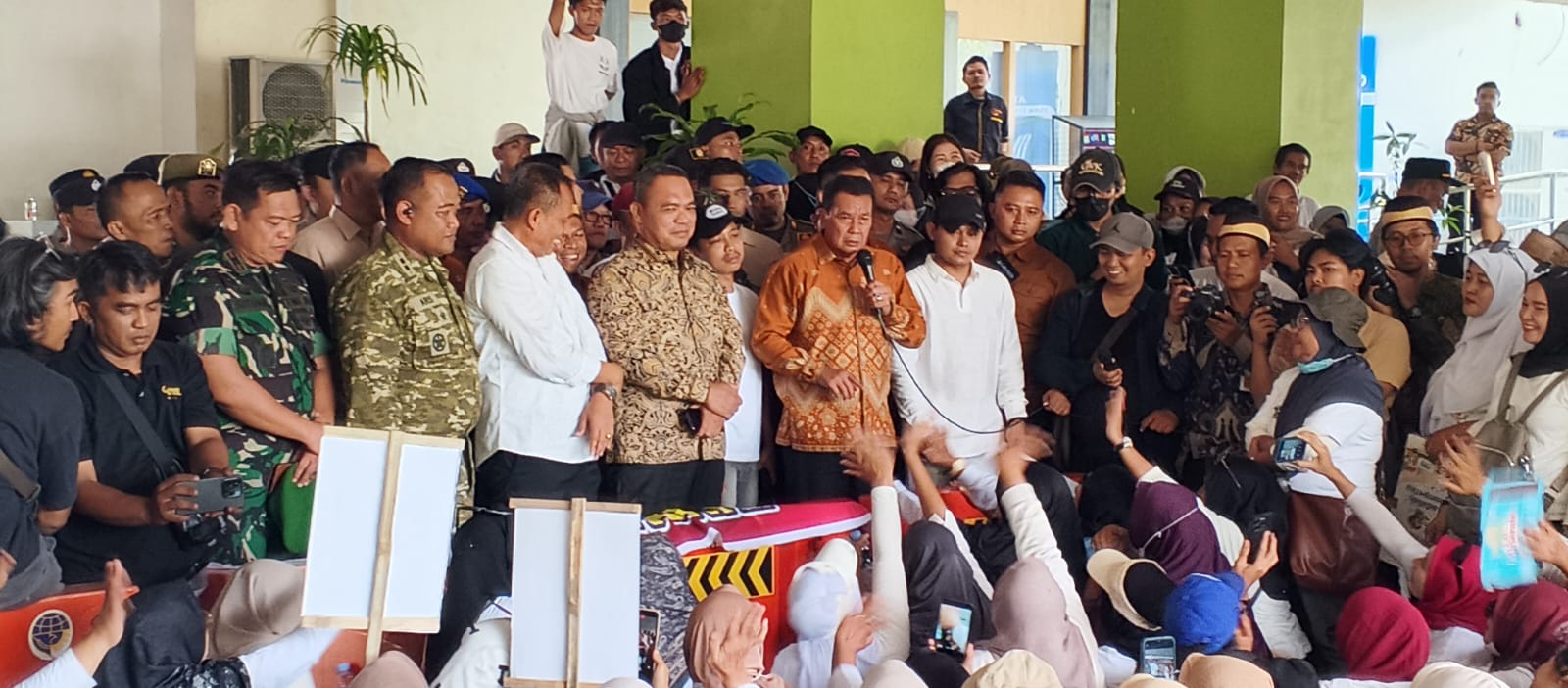 Aspirasi Relawan SPPG soal Program MBG Diterima, Bupati Tangerang Fokus Perkuat Tata Kelola dan Pengawasan Aspirasi Relawan SPPG soal Program MBG Diterima, Bupati Tangerang Fokus Perkuat Tata Kelola dan Pengawasan