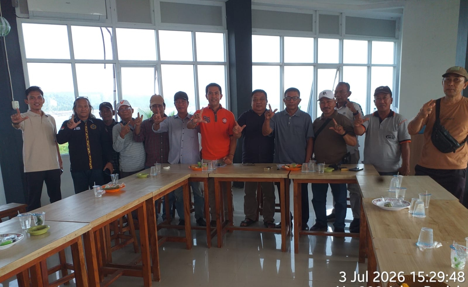 Ketua DPD JWI Adakan Forum Diskusi Bersama Kadis Pariwisata dan Kebudayaan Lamsel : Terkait Rencana Kegiatan Lomba Lintas Alam Gunung Rajabasa dan Krakatau 2026 Ketua DPD JWI Adakan Forum Diskusi Bersama Kadis Pariwisata dan Kebudayaan Lamsel : Terkait Rencana Kegiatan Lomba Lintas Alam Gunung Rajabasa dan Krakatau 2026