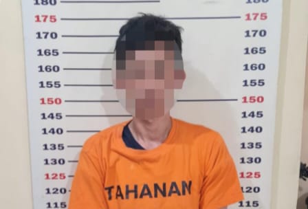 *Satu Penangkapan, Tiga Kasus Terungkap: Pembobol Rumah di Kalianda Juga Pelaku Dua Curanmor* *Satu Penangkapan, Tiga Kasus Terungkap: Pembobol Rumah di Kalianda Juga Pelaku Dua Curanmor*