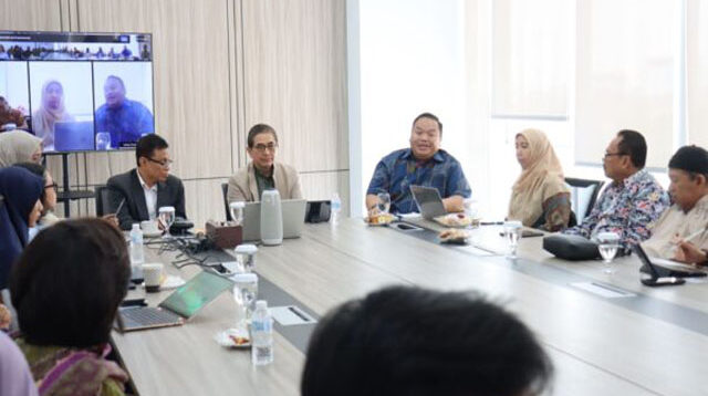 Masa Depan Ekonomi Halal RI: Indonesia Didorong Bertransformasi dari Pasar Terbesar Menjadi Pusat Industri Halal Global