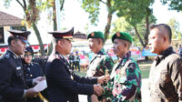 Hari Bhayangkara ke-80, Dua Babinsa Kodim 0615/Kuningan Raih Penghargaan atas Peran Ungkap Kasus Illegal Logging