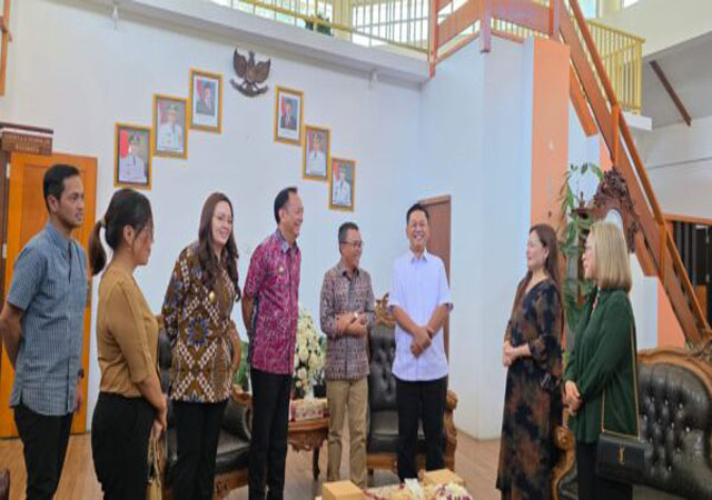 Stefanus BAN Liow Audiensi dengan Pemkot Tomohon, Dorong Sinergi Pembangunan Desa dan Kota Stefanus BAN Liow Audiensi dengan Pemkot Tomohon, Dorong Sinergi Pembangunan Desa dan Kota