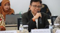 Rupiah Diproyeksi Tetap Tertekan, Ekonom Soroti Masalah Struktural di Luar Kebijakan BI Rupiah Diproyeksi Tetap Tertekan, Ekonom Soroti Masalah Struktural di Luar Kebijakan BI