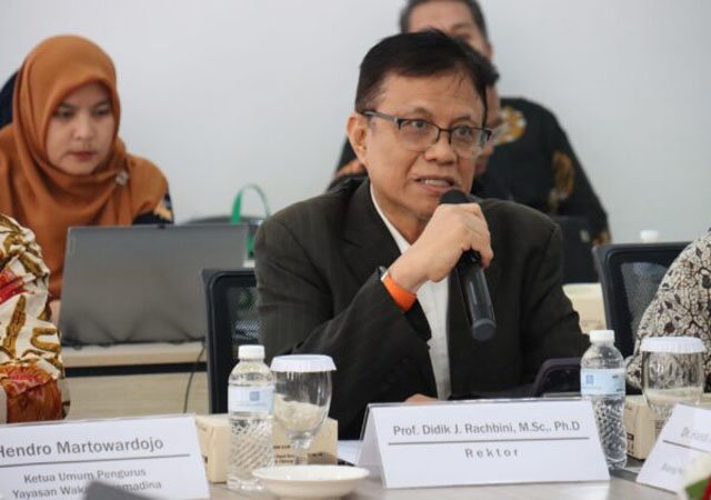Rupiah Diproyeksi Tetap Tertekan, Ekonom Soroti Masalah Struktural di Luar Kebijakan BI Rupiah Diproyeksi Tetap Tertekan, Ekonom Soroti Masalah Struktural di Luar Kebijakan BI
