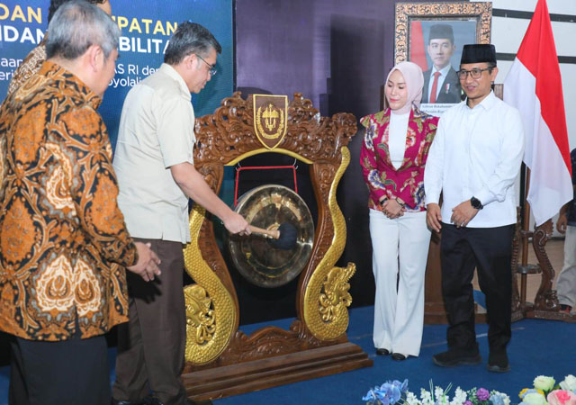 Menaker Yassierli Dorong Ketenagakerjaan Inklusif, Penyandang Disabilitas Harus Memperoleh Kesempatan Kerja Setara Menaker Yassierli Dorong Ketenagakerjaan Inklusif, Penyandang Disabilitas Harus Memperoleh Kesempatan Kerja Setara