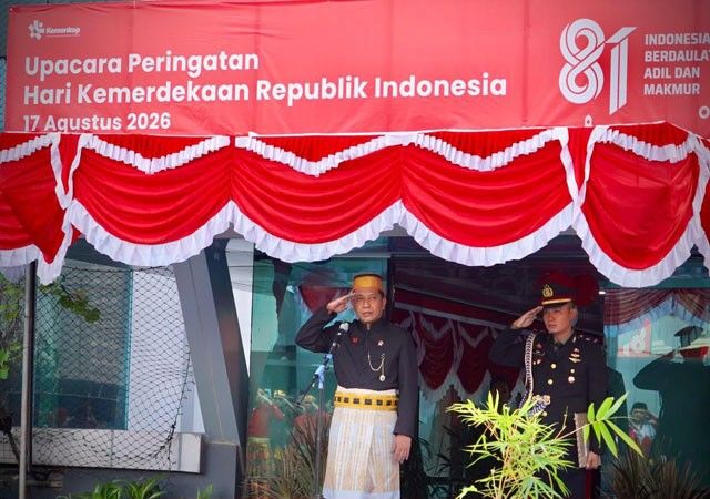 HUT ke-81 RI, Menkop Ferry Juliantono Dorong Koperasi Jadi Penggerak Kemandirian Ekonomi Rakyat HUT ke-81 RI, Menkop Ferry Juliantono Dorong Koperasi Jadi Penggerak Kemandirian Ekonomi Rakyat
