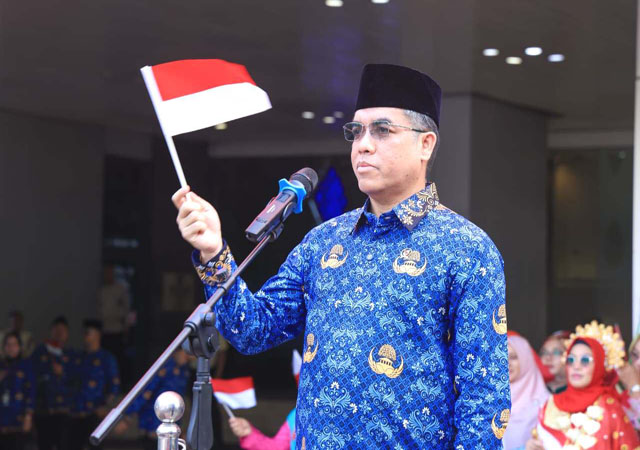 Menaker Yassierli: Pekerja Kompeten Jadi Fondasi Industrialisasi dan Kemandirian Ekonomi Indonesia Menaker Yassierli: Pekerja Kompeten Jadi Fondasi Industrialisasi dan Kemandirian Ekonomi Indonesia