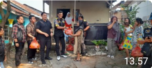 LSM GMBI Bersama Polda Lampung Gelar Bhakti Sosial Menjelang HUT Rl Ke- 81 Di Lampung Selatan