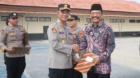 *Keamanan Butuh Peran Semua Elemen, Kapolres Lampung Selatan Apresiasi Kades Batuliman*