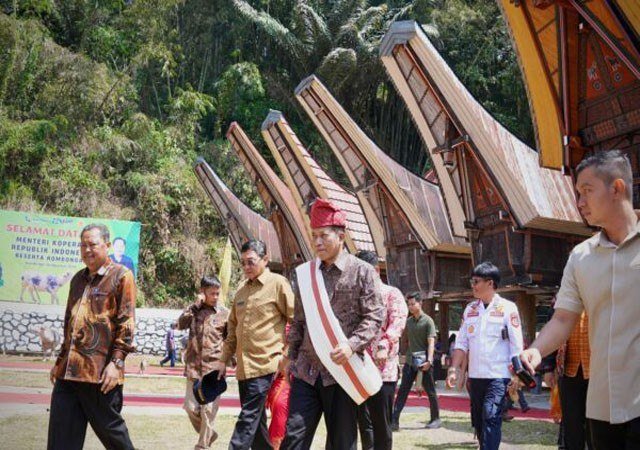 Menkop Dorong KSP Balo’ta Naik Kelas, Koperasi Toraja Utara Diperkuat sebagai Penggerak Ekonomi Kerakyatan Menkop Dorong KSP Balo’ta Naik Kelas, Koperasi Toraja Utara Diperkuat sebagai Penggerak Ekonomi Kerakyatan