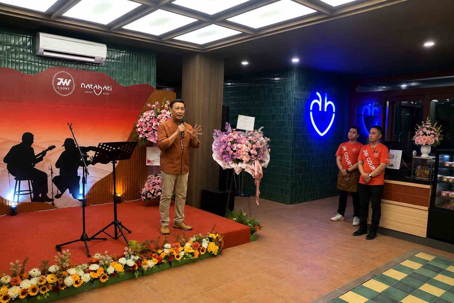 JW Padel Court Resmi Dibuka, Hadirkan Konsep Olahraga, Kuliner, dan Batu Mulia di Jakarta Pusat
