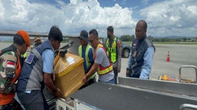 Jenazah Aris Sanda Dipulangkan ke Tanah Toraja, Aparat Kejar Pelaku Penembakan di Habema