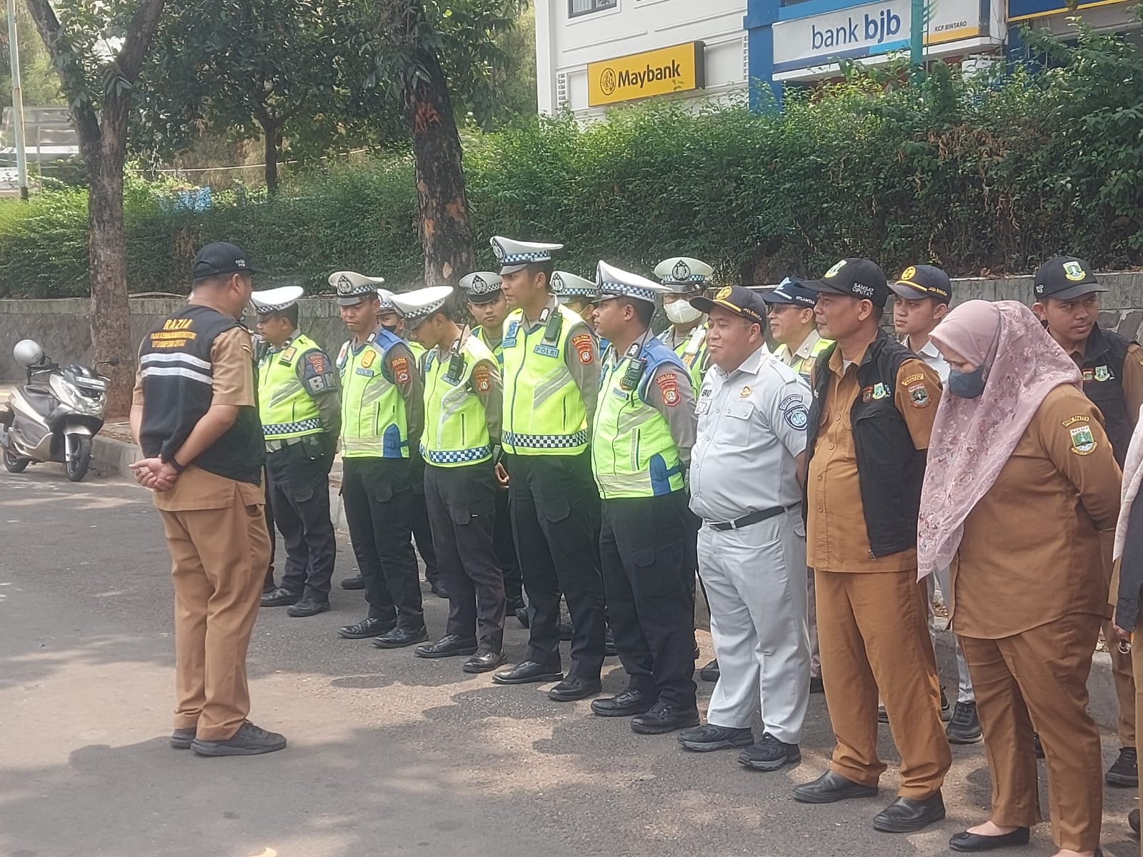 Razia Samsat Ciputat di Plaza Bintaro, 60 Kendaraan Tunggak Pajak Terjaring Razia Samsat Ciputat di Plaza Bintaro, 60 Kendaraan Tunggak Pajak Terjaring