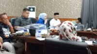 Rapat Banggar DPRD Lamsel Pertanyakan Pinjaman 100 Milyar dari PT. SMl Untuk Proyek Konstruksi Jalan : Pemenangnya Sudah Ada