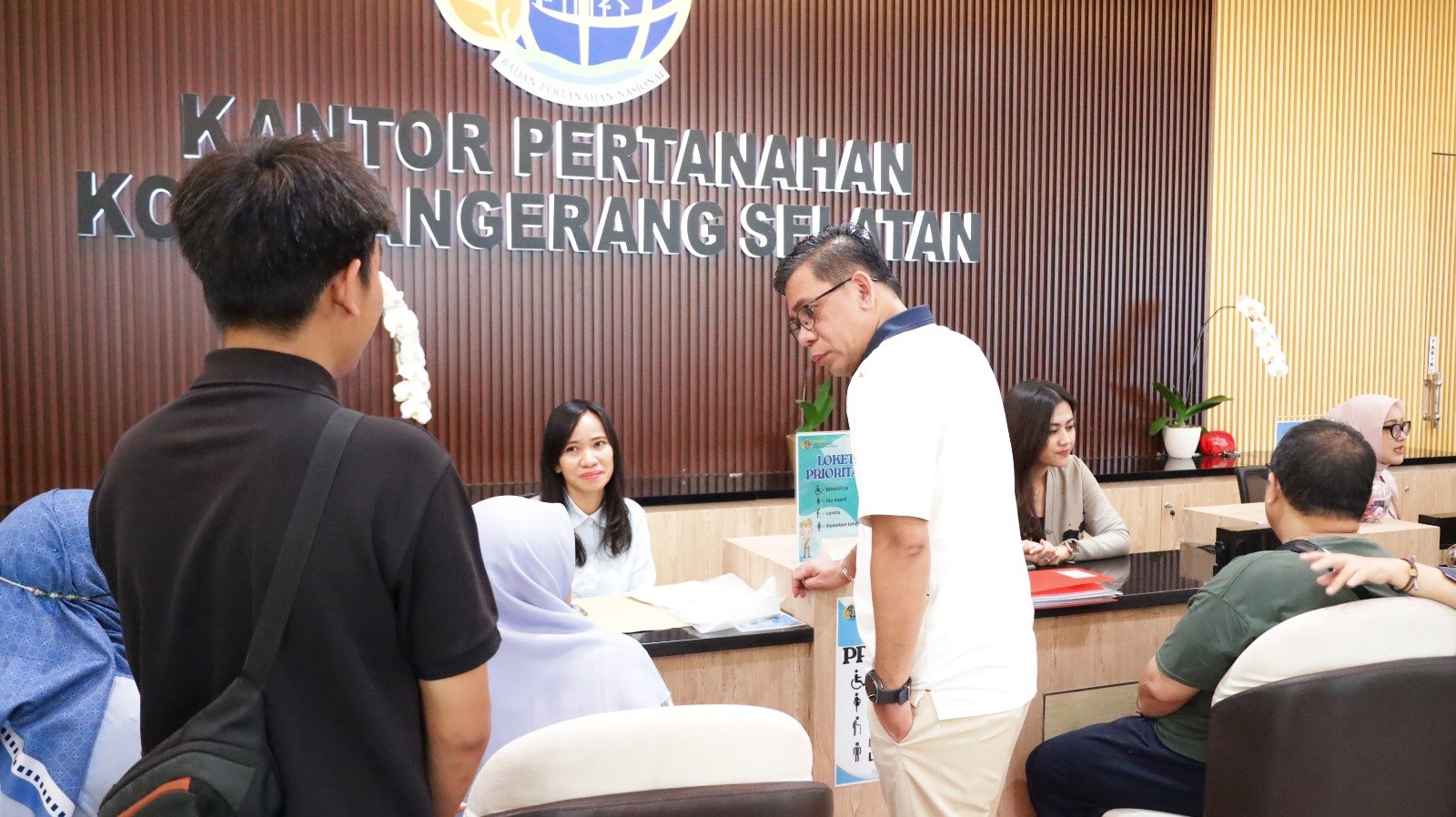 Tak Perlu Menunggu Lama, Masyarakat Rasakan Manfaat PERINTIS 10 Hari Tak Perlu Menunggu Lama, Masyarakat Rasakan Manfaat PERINTIS 10 Hari