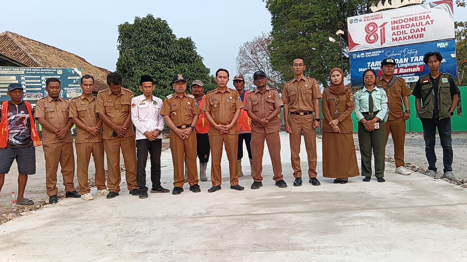 *Jalan Pelajar Kedaton Kalianda Mulus Dibangun, Camat dan Warga Ucapkan Terima Kasih Kepada Bupati Egi*