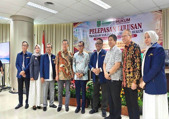 Lulusan FH UNAS Dibekali Integritas, Networking, dan Adaptasi Teknologi untuk Hadapi Persaingan Karier