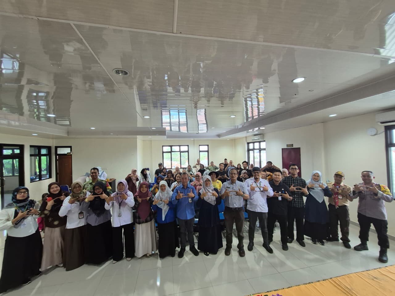 HCMA Depok dan Kelurahan Mampang Sosialisasikan Sertifikasi Halal Gratis untuk UMKM